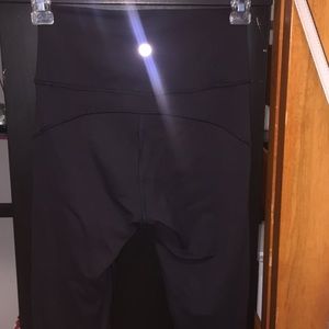 EUC Size 4 Lululemon Leggings